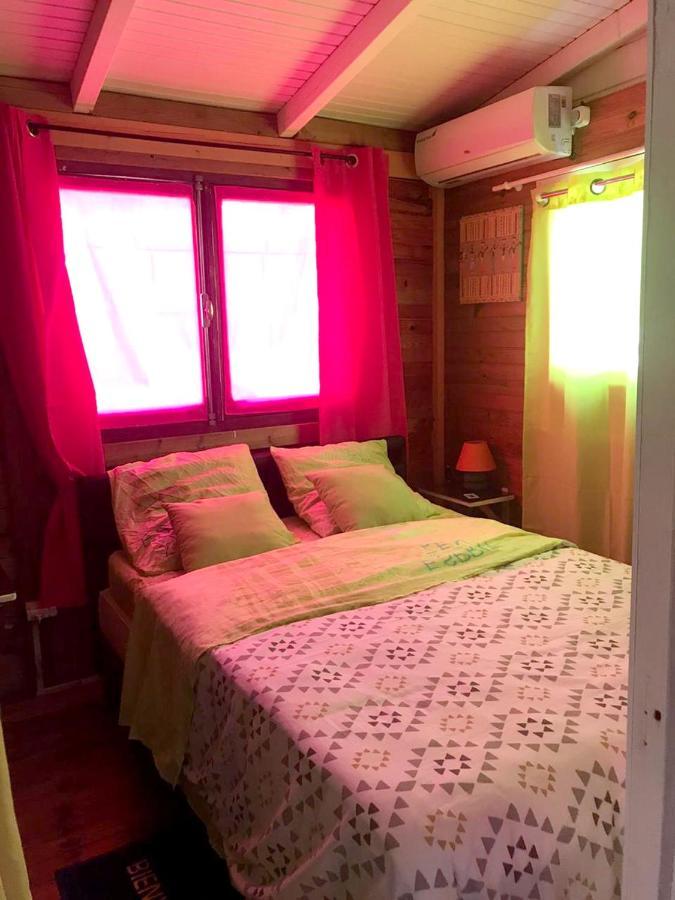 Bungalow Charmant A Trois-Rivieres Avec Piscine Privee ภายนอก รูปภาพ